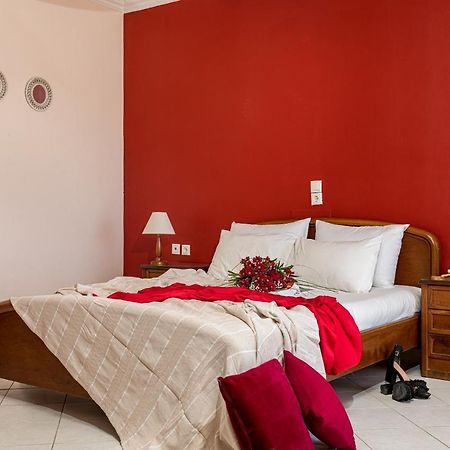 Dinos Hotel Циливи Экстерьер фото